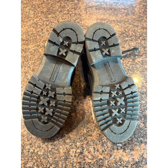 BCBGeneration Tassie Lace Up Black Boot Size 6.5 Excellent Condition - Picture 9 of 11